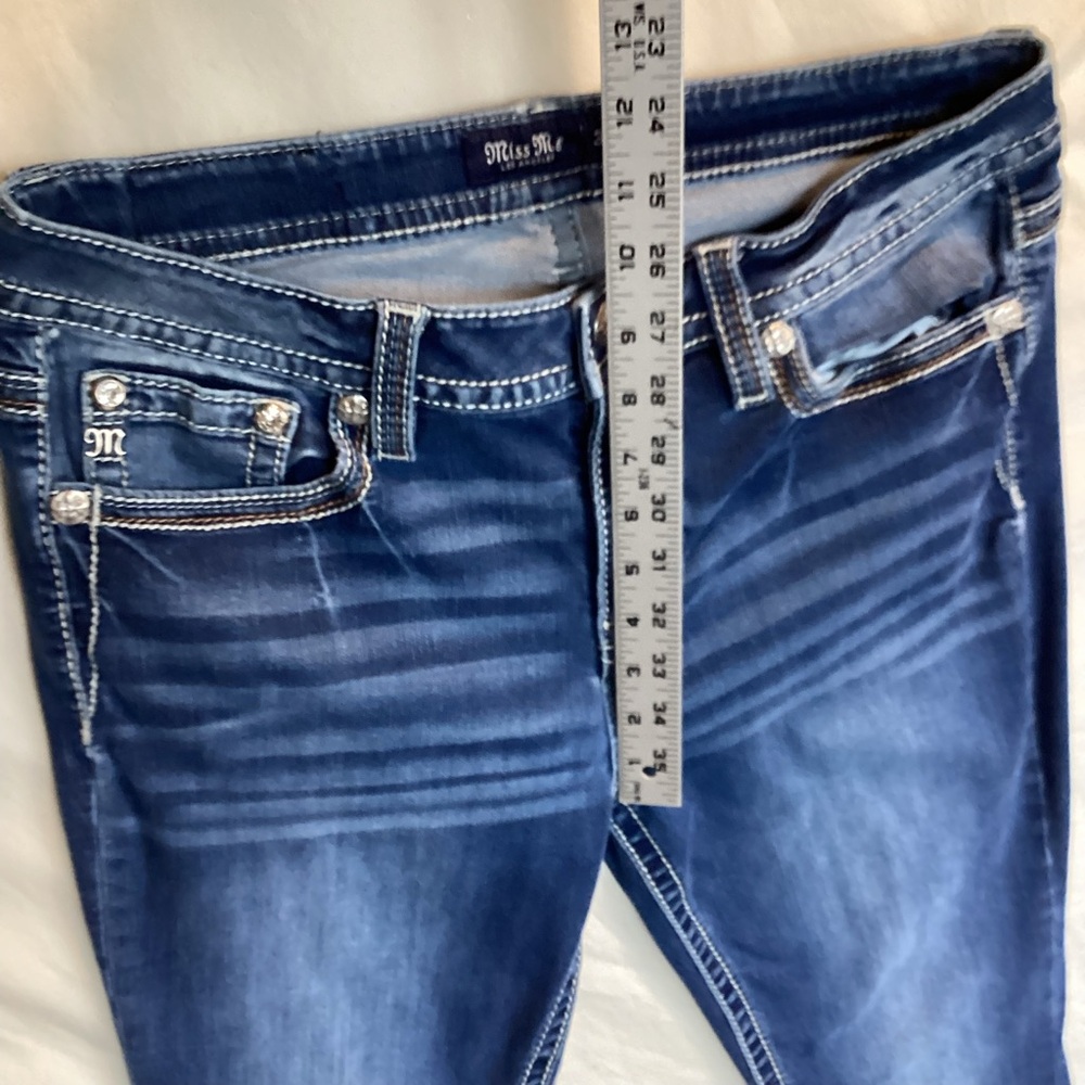 Miss me mid rise Boy cut jeans butterfly embellished - Picture 3 of 11
